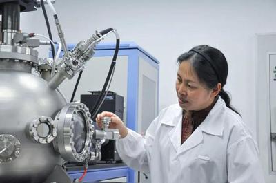 高质量发展·巾帼奋斗正当时丨邓少芝 三十年潜心钻研信息核心技术，用科技创新驱动高质量发展